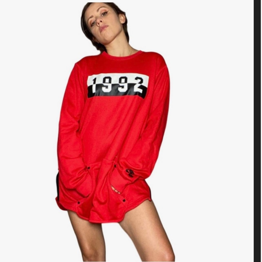 Nike Air “1992” Red Long Sleeve Sweatshirt –‎ Size Small
